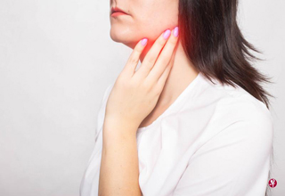 腮腺肿胀因素何在？